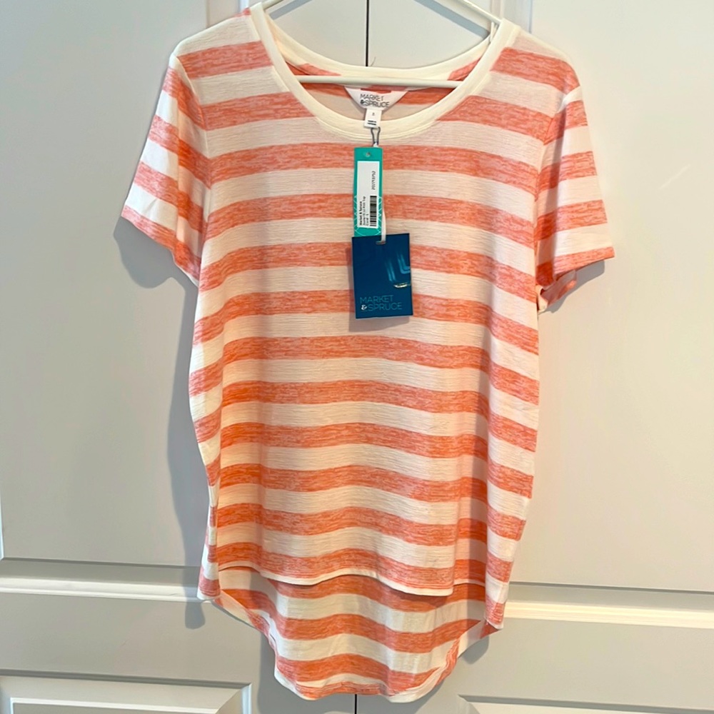 Market and Spruce short sleeve knit top